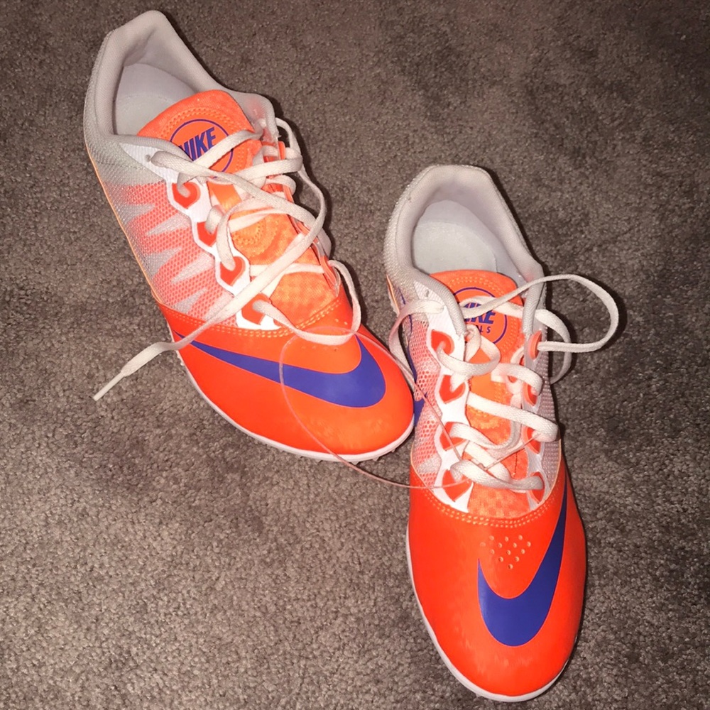 Track spikes